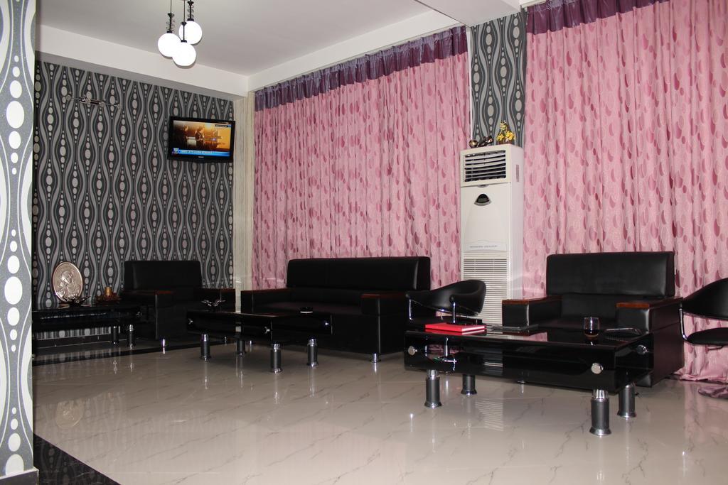 Hotel Cristal Năvodari Extérieur photo