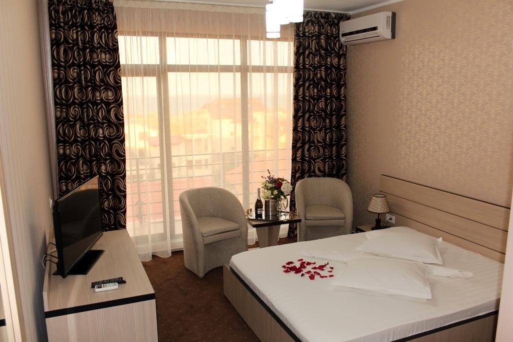 Hotel Cristal Năvodari Chambre photo